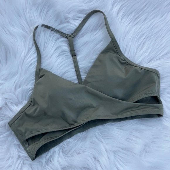 🎖 PINK Cross-Front Sports Bra, sage green, M - Picture 1 of 3